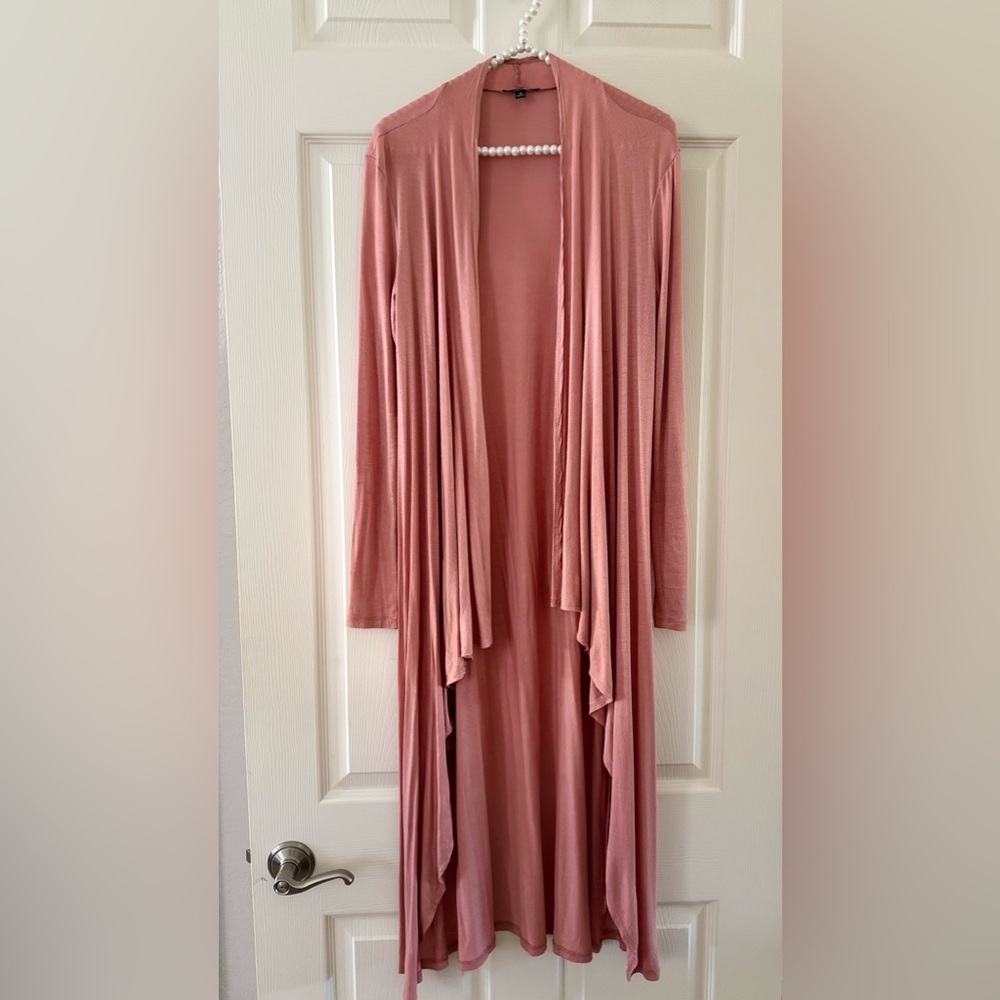Flowing Pink Duster